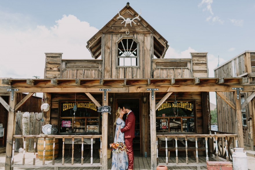 Mystic Western Boho Wedding – Photo by Let's Frolic Together