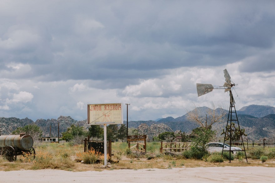 Mystic Western Boho Wedding – Photo by Let's Frolic Together
