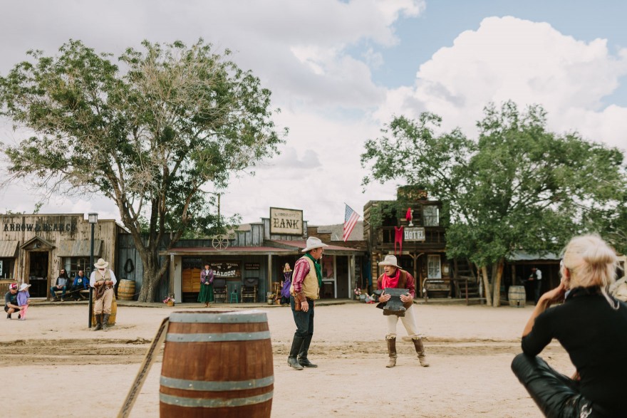 Mystic Western Boho Wedding – Photo by Let's Frolic Together