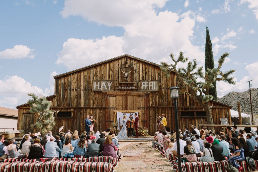 Mystic Western Boho Wedding – Photo by Let's Frolic Together