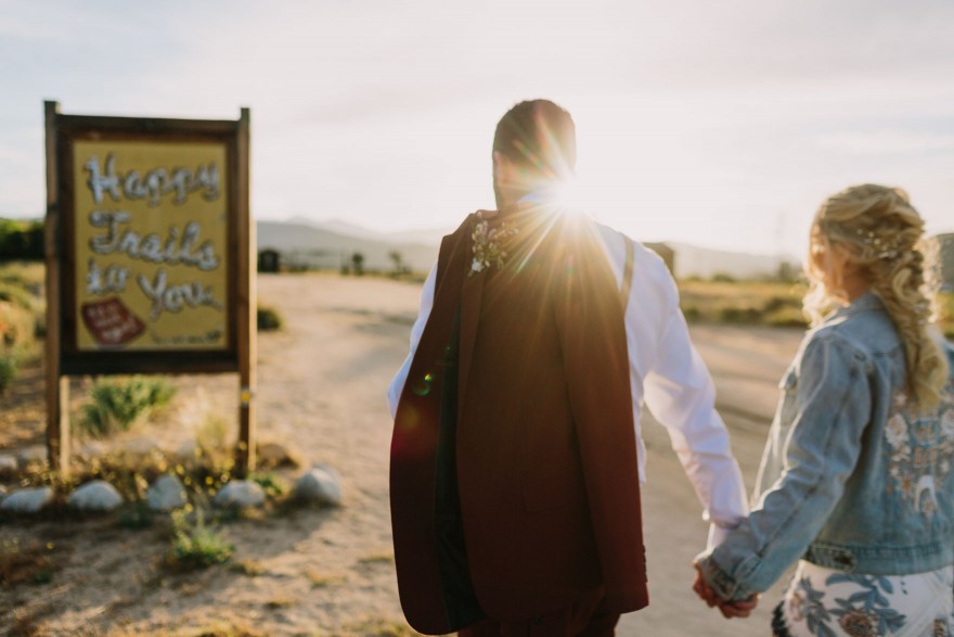 Mystic Western Boho Wedding – Photo by Let's Frolic Together