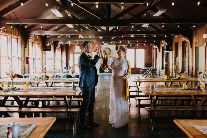Cozy Autumn-in-Missouri Union – Photo by Let's Frolic Together