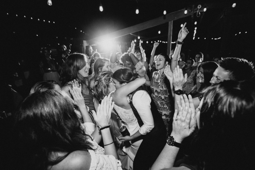 A Barrels & Branches Bash &ndash; Photo by Let's Frolic Together
