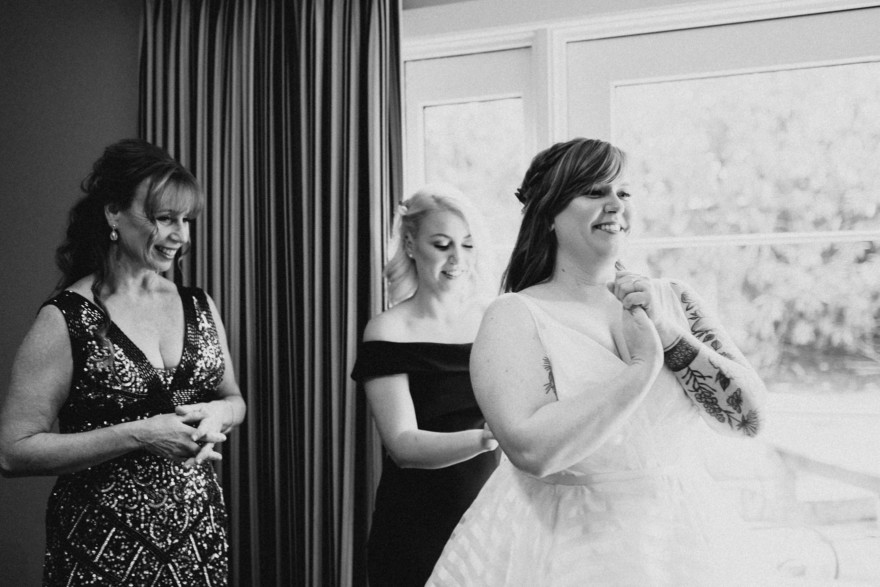 Playful La Jolla Estancia Wedding – Photo by Let's Frolic Together