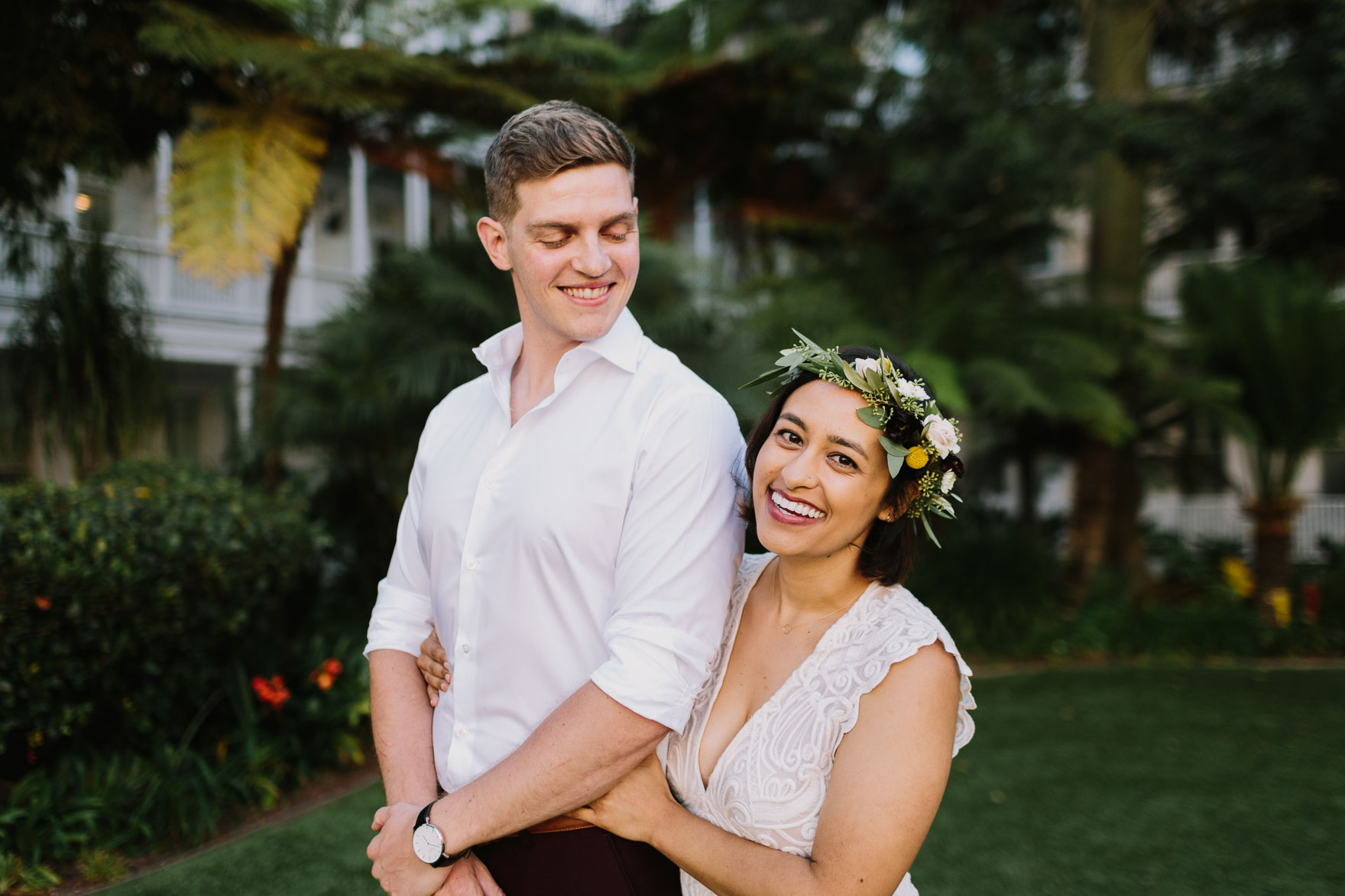 A Ceremony by the Sea – Photo by Let's Frolic Together