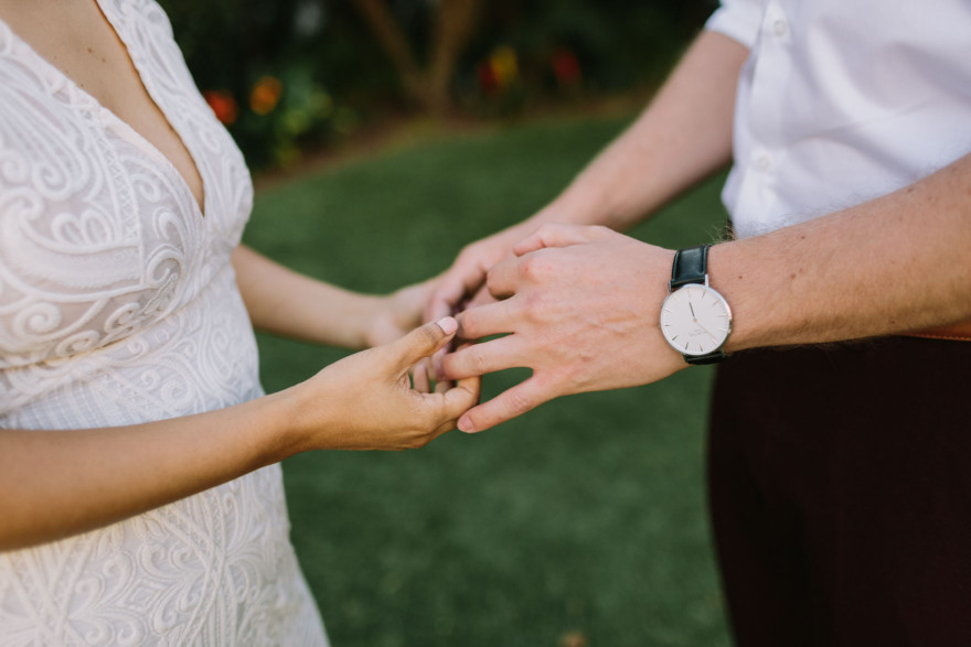 A Ceremony by the Sea – Photo by Let's Frolic Together