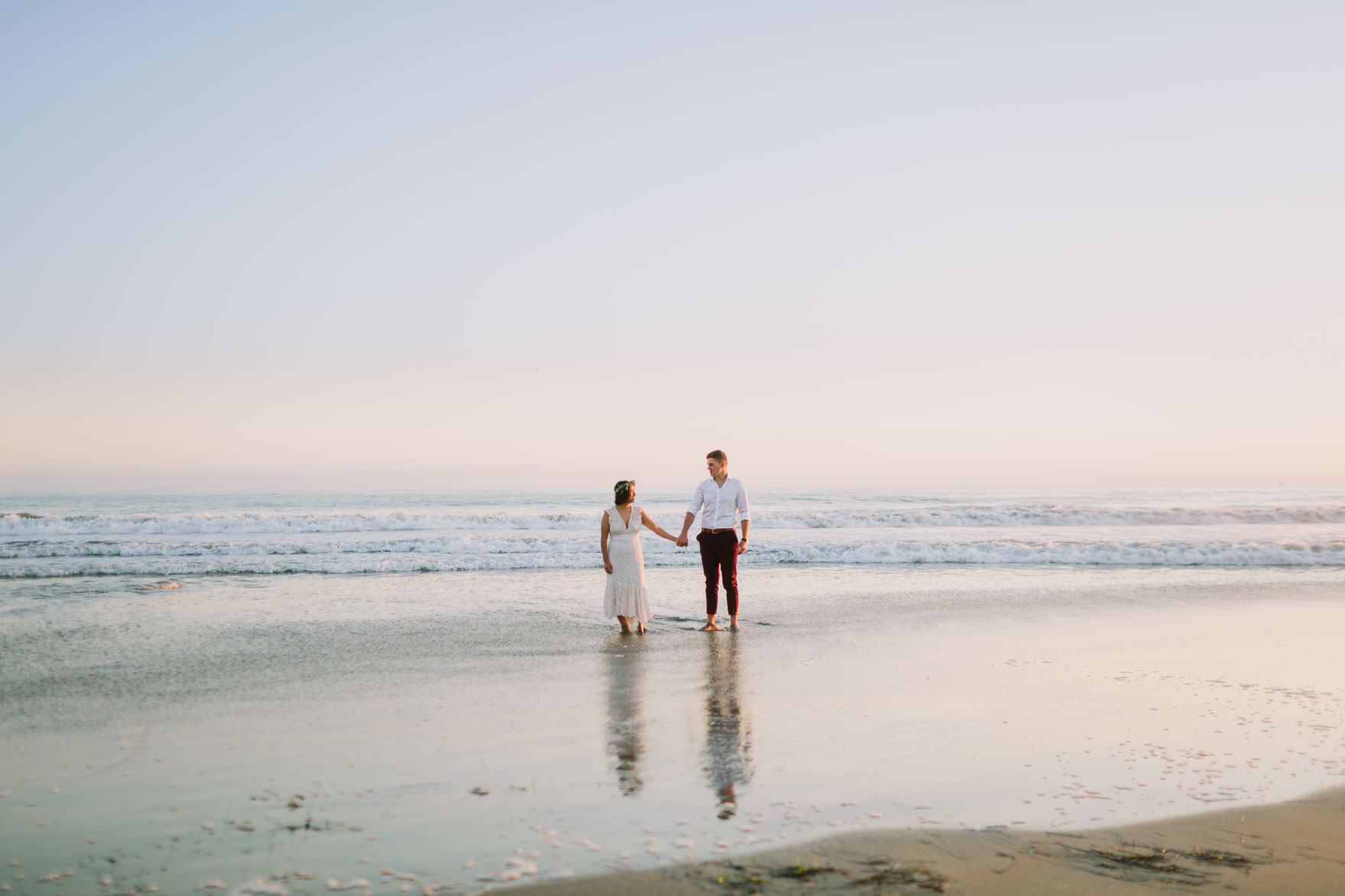 A Ceremony by the Sea – Photo by Let's Frolic Together