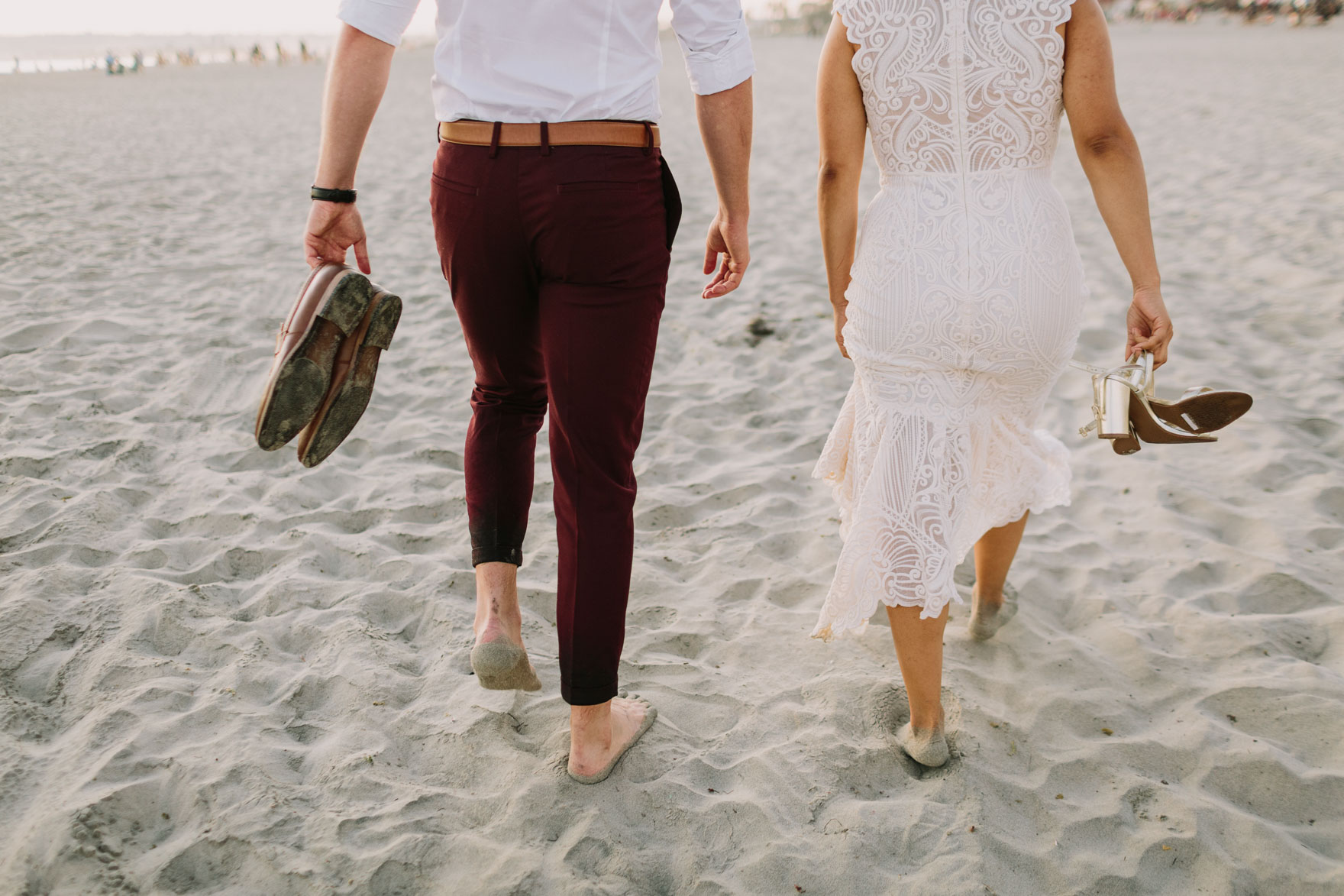 A Ceremony by the Sea – Photo by Let's Frolic Together
