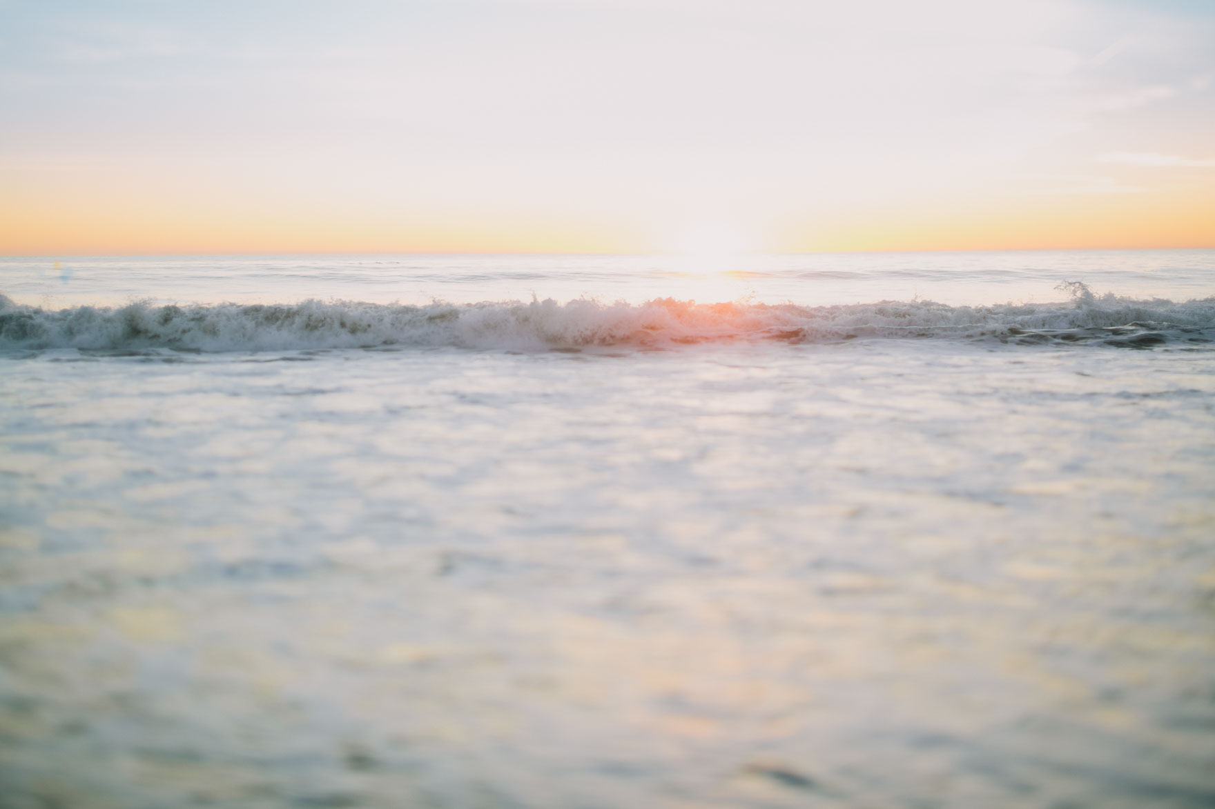 A Beachy Neighborhood Frolic – Photo by Let's Frolic Together