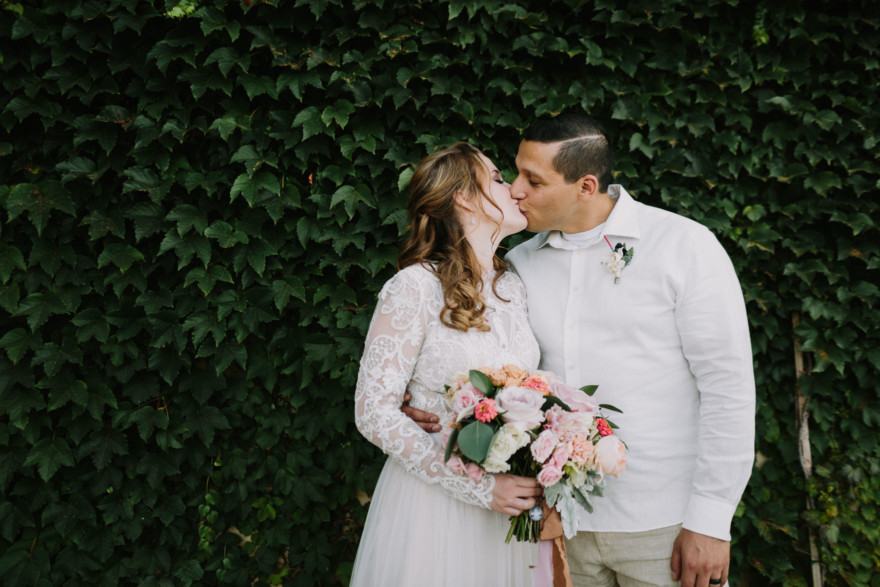 Rustic Star Wars-Inspired Union &ndash; Photo by Let's Frolic Together