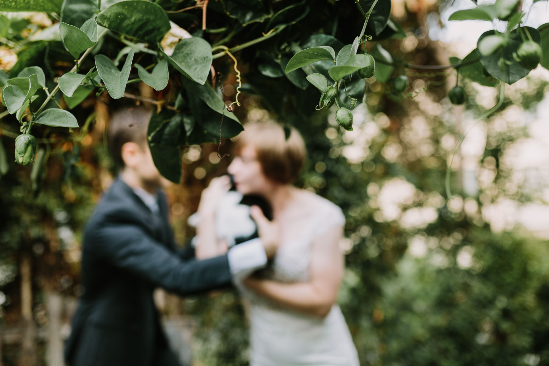 A Teeny Earthy Elopement – Photo by Let's Frolic Together