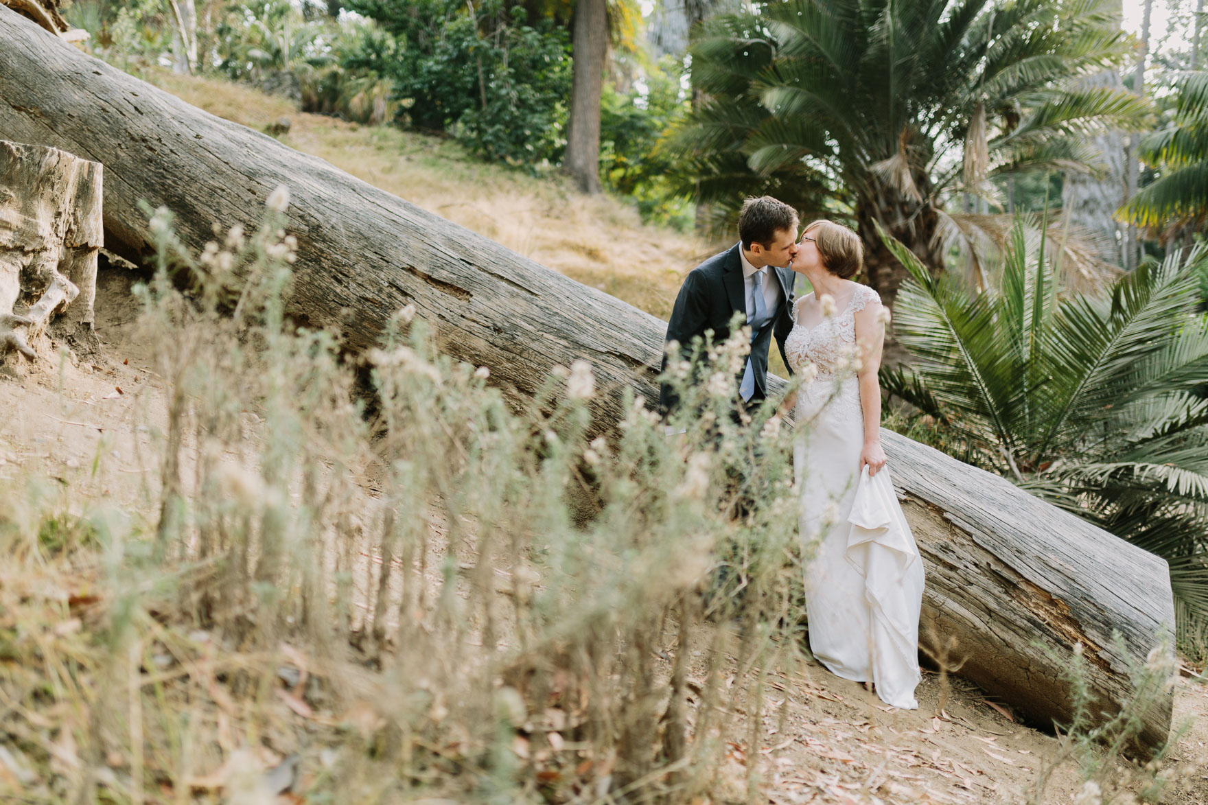 A Teeny Earthy Elopement – Photo by Let's Frolic Together