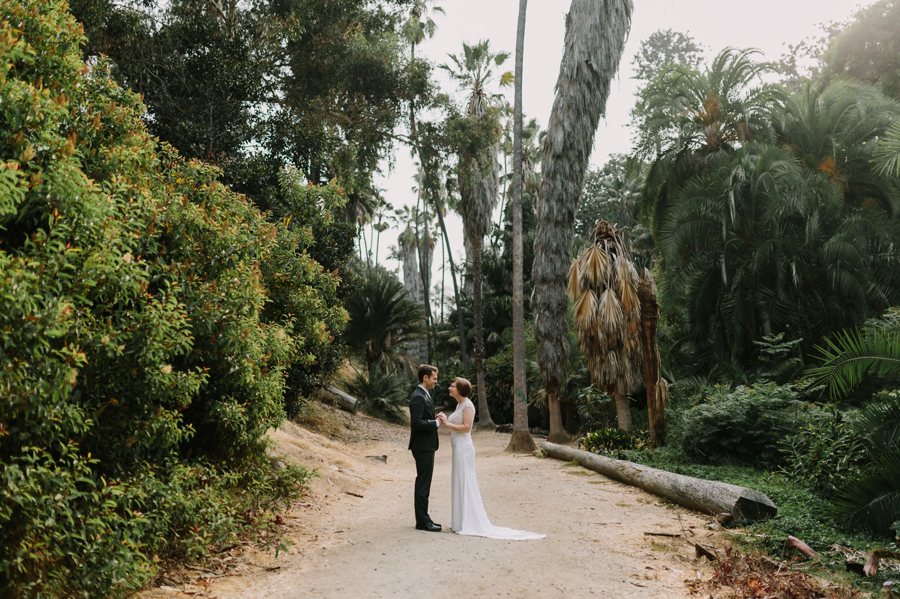 A Teeny Earthy Elopement – Photo by Let's Frolic Together
