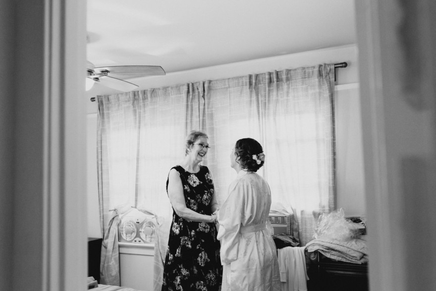 Charming Backyard Microwedding &ndash; Photo by Let's Frolic Together