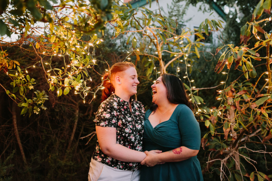 Charming Backyard Microwedding &ndash; Photo by Let's Frolic Together