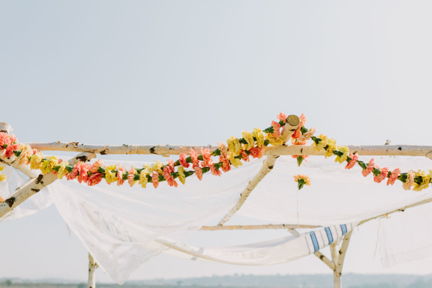 Sweet & Sunny Lagoon Elopement – Photo by Let's Frolic Together