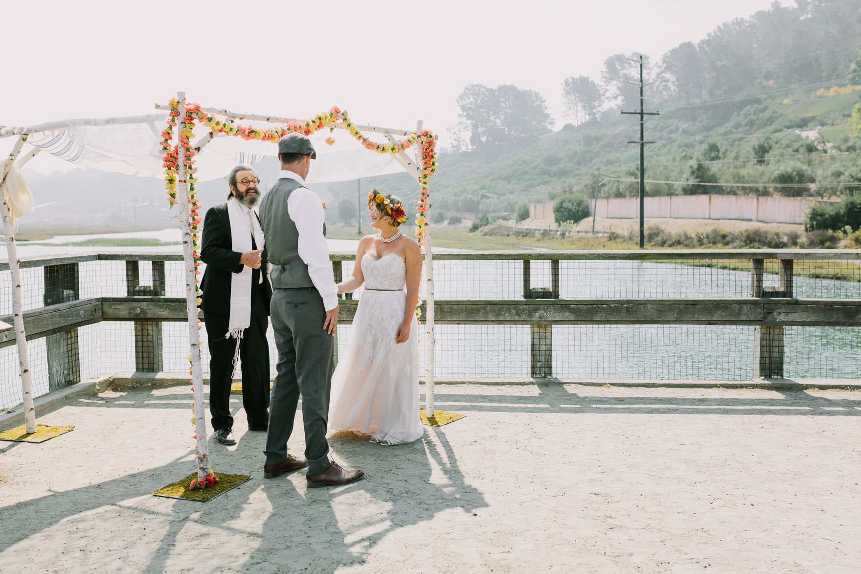 Sweet & Sunny Lagoon Elopement – Photo by Let's Frolic Together