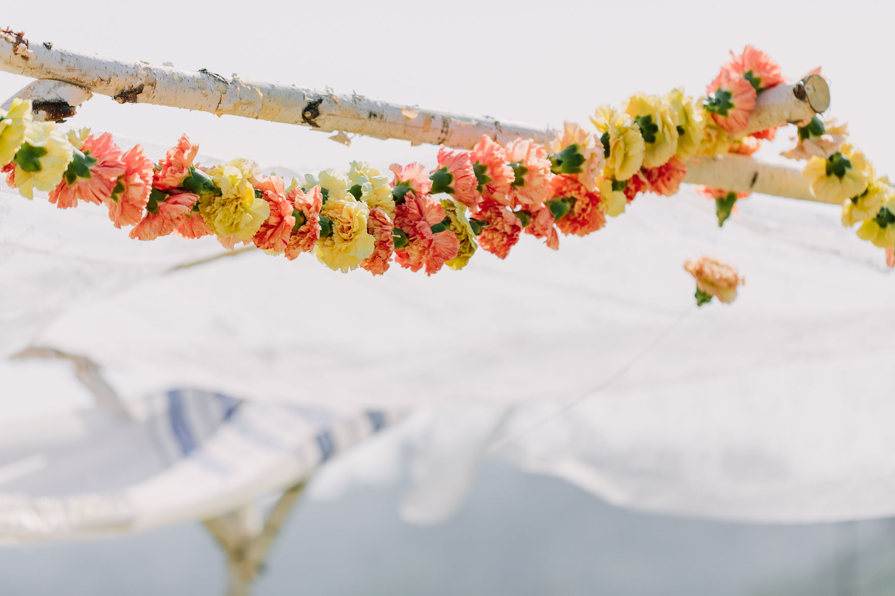 Sweet & Sunny Lagoon Elopement – Photo by Let's Frolic Together