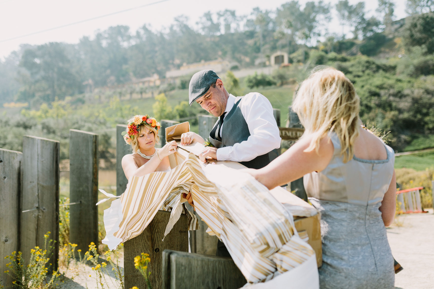 Sweet & Sunny Lagoon Elopement – Photo by Let's Frolic Together