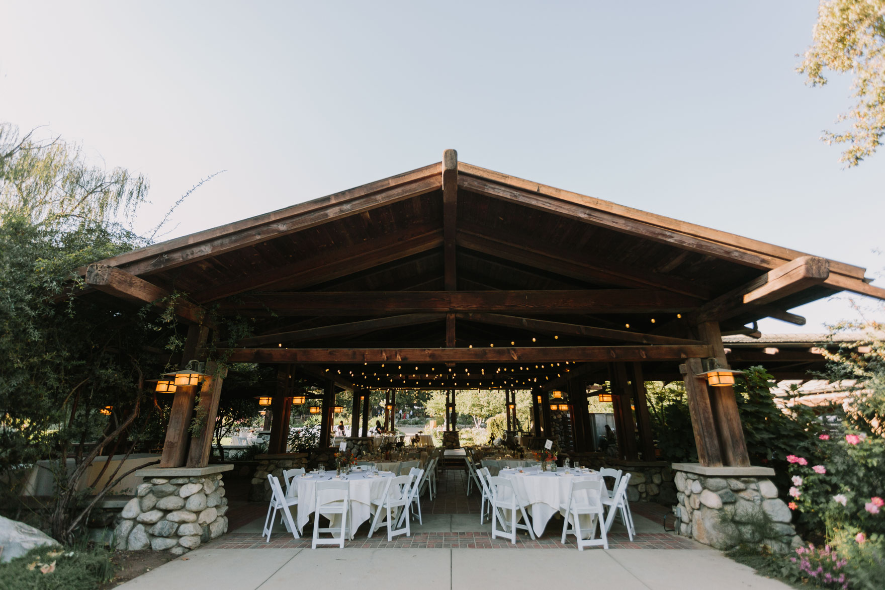 Dreamy Garden Union in LA – Photo by Let's Frolic Together