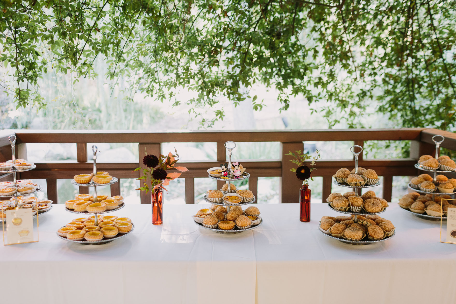 Dreamy Garden Union in LA – Photo by Let's Frolic Together