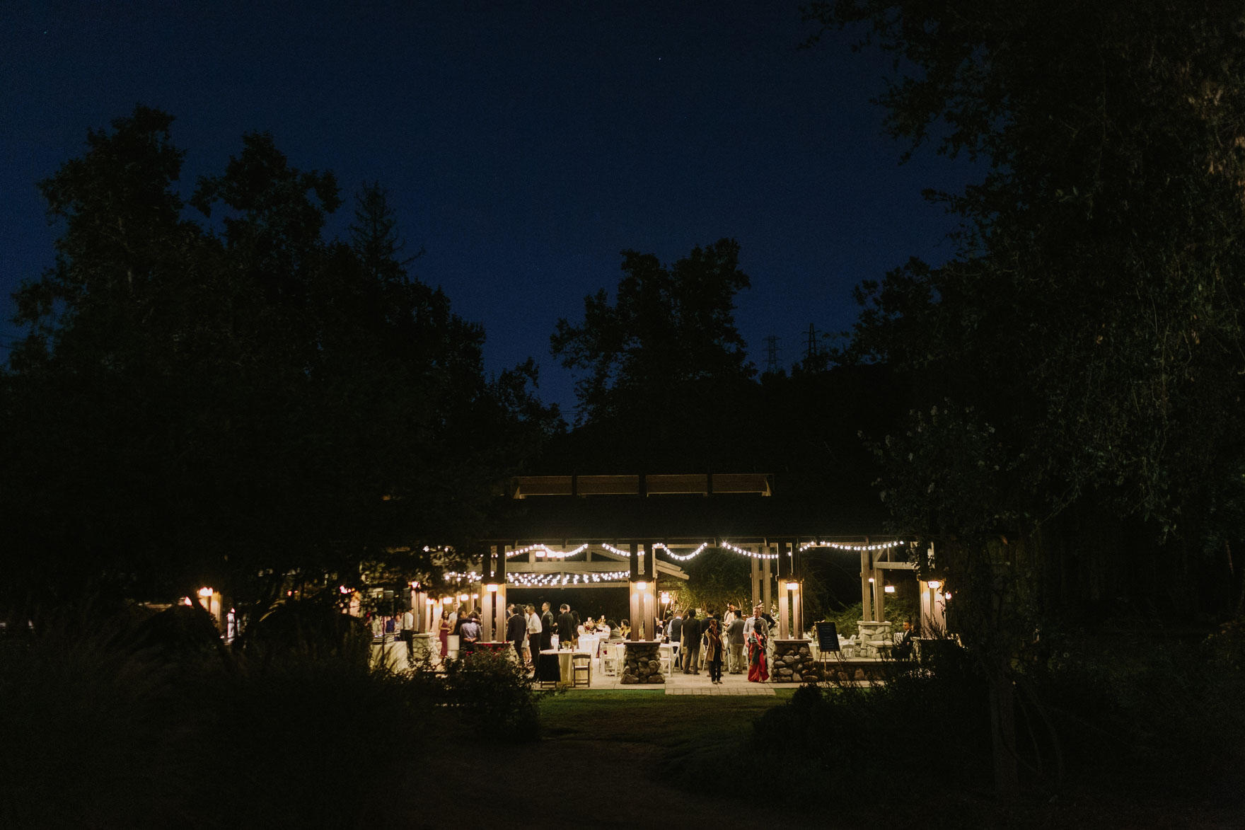 Dreamy Garden Union in LA – Photo by Let's Frolic Together