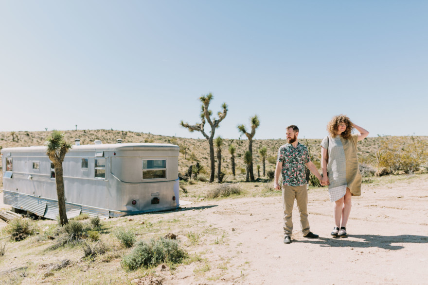 A Joshua Tree Glowing Frolic &ndash; Photo by Let's Frolic Together