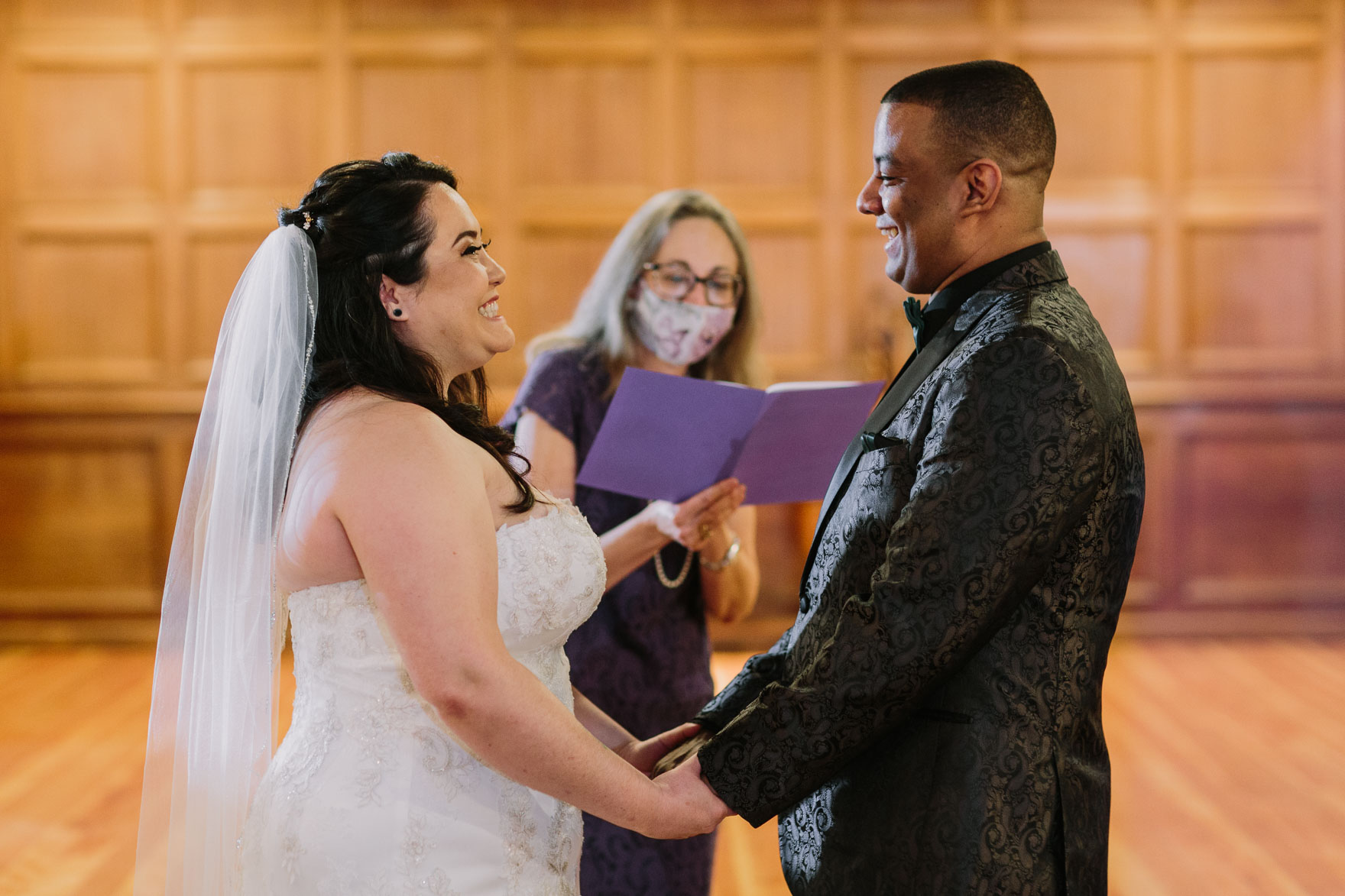 Long Beach Tiny Wedding Bliss – Photo by Let's Frolic Together