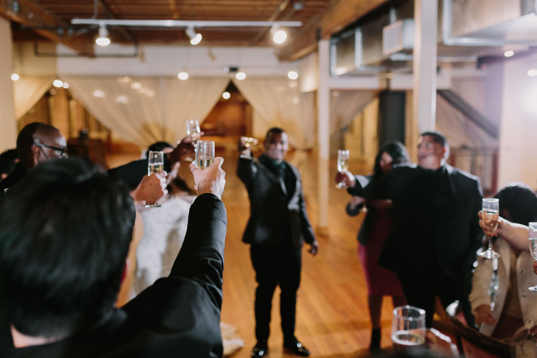 Long Beach Tiny Wedding Bliss – Photo by Let's Frolic Together