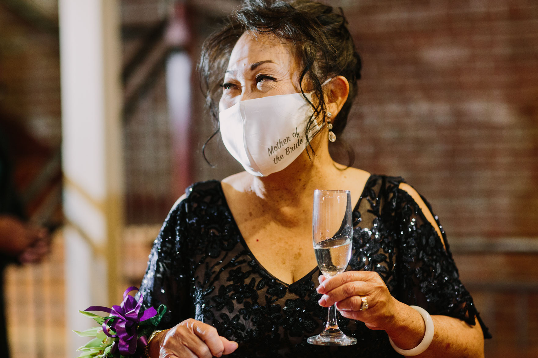 Long Beach Tiny Wedding Bliss – Photo by Let's Frolic Together