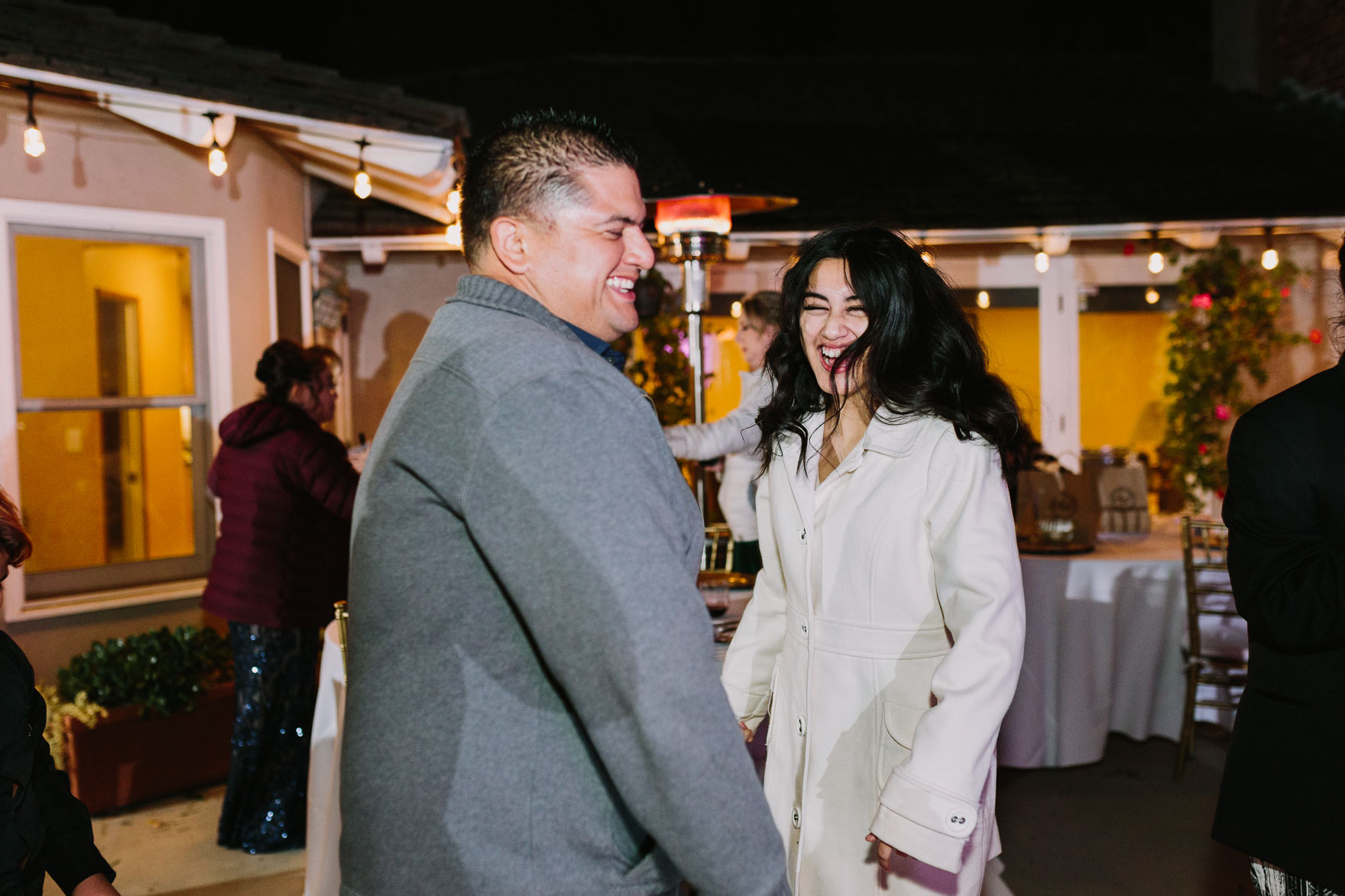 Long Beach Tiny Wedding Bliss – Photo by Let's Frolic Together
