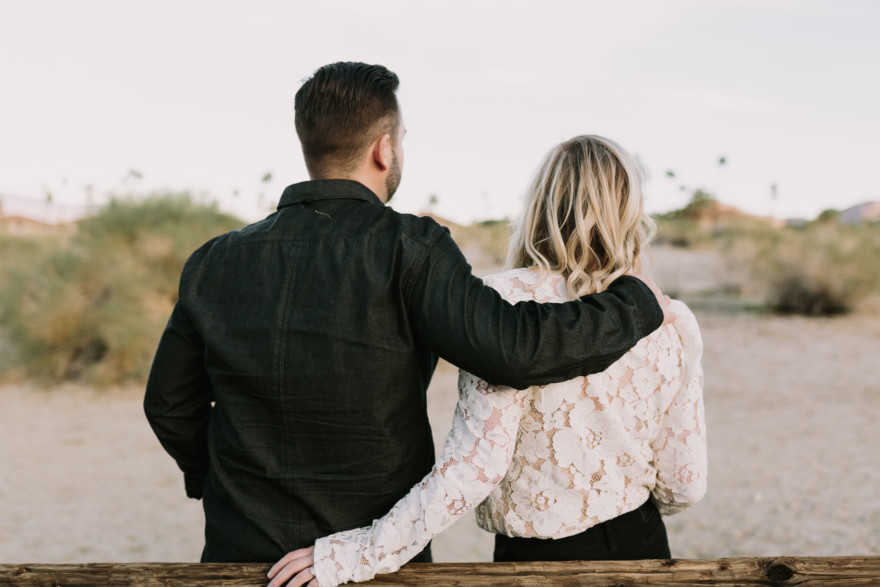 Black and White Desert Stroll &ndash; Photo by Let's Frolic Together