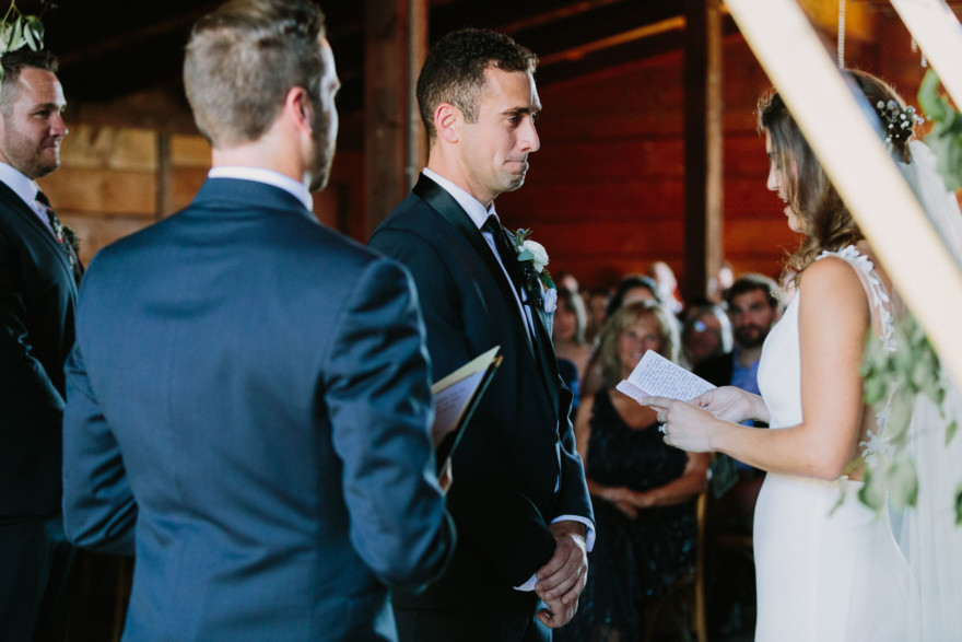 Sweet & Rustic Barn Union &ndash; Photo by Let's Frolic Together