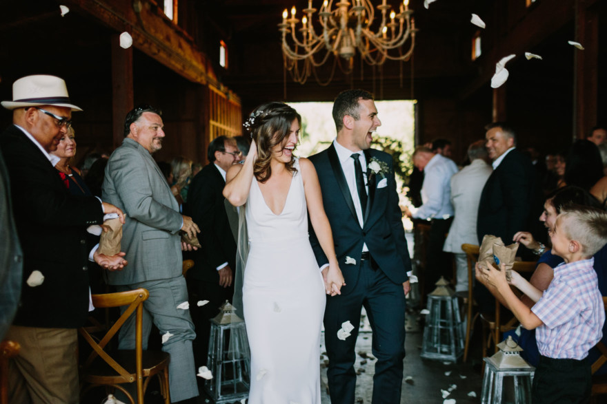 Sweet & Rustic Barn Union &ndash; Photo by Let's Frolic Together