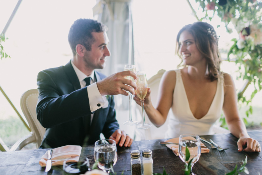 Sweet & Rustic Barn Union &ndash; Photo by Let's Frolic Together