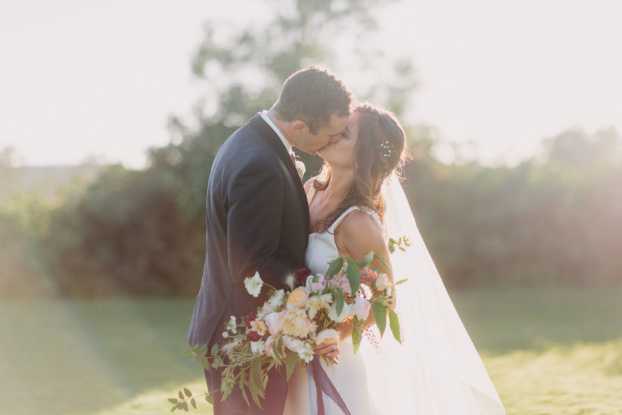 Sweet & Rustic Barn Union &ndash; Photo by Let's Frolic Together