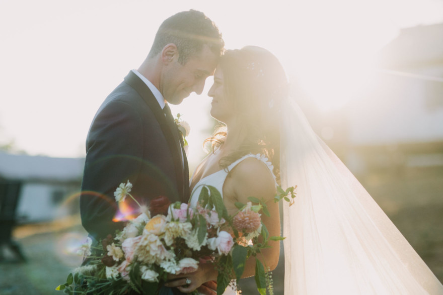 Sweet & Rustic Barn Union &ndash; Photo by Let's Frolic Together