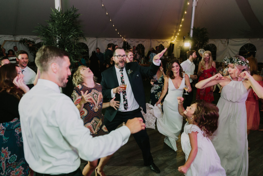 Sweet & Rustic Barn Union &ndash; Photo by Let's Frolic Together