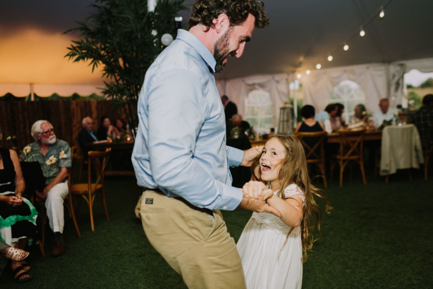 Sweet & Rustic Barn Union &ndash; Photo by Let's Frolic Together