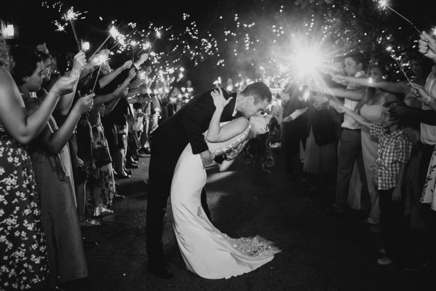 Sweet & Rustic Barn Union &ndash; Photo by Let's Frolic Together