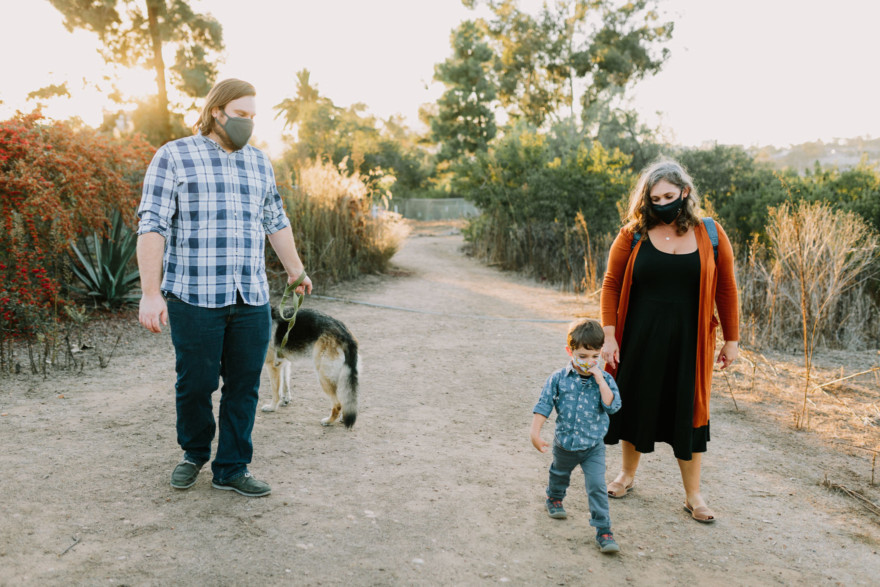 Family Nature Walk in the Park &ndash; Photo by Let's Frolic Together