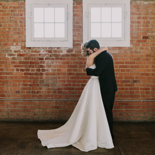 A Velvet Wedding at Historic Brick &ndash; Photo by Let's Frolic Together