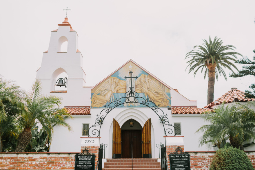 Fun and Ice-Cream-Filled Wedding – Photo by Let's Frolic Together
