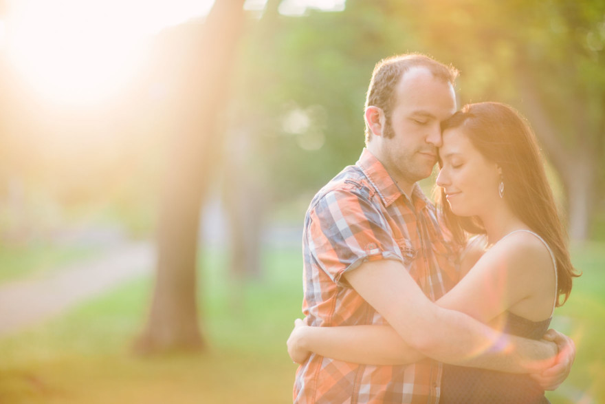 Snuggly Montreal Engagement &ndash; Photo by Let's Frolic Together