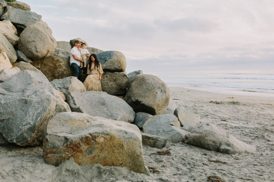 A Beachy Sunset Splash – Photo by Let's Frolic Together