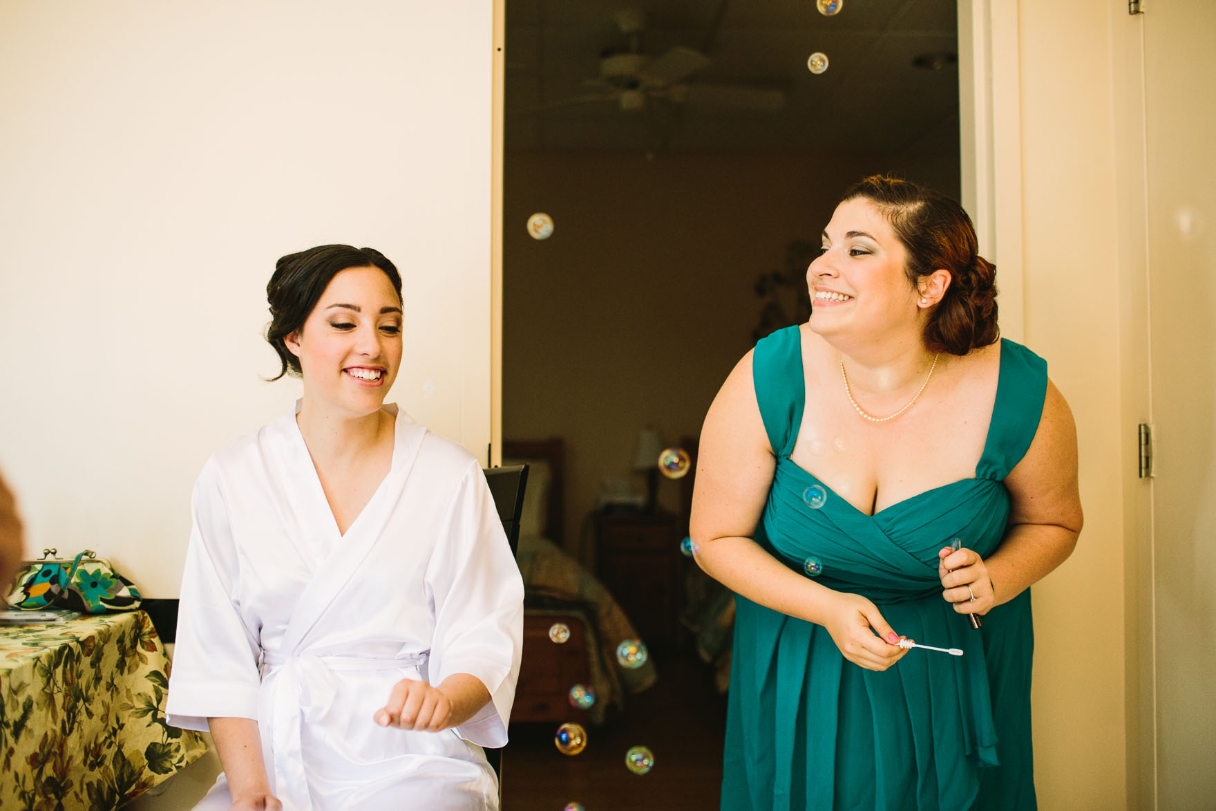 Romantic, Historic Montreal Wedding – Photo by Let's Frolic Together