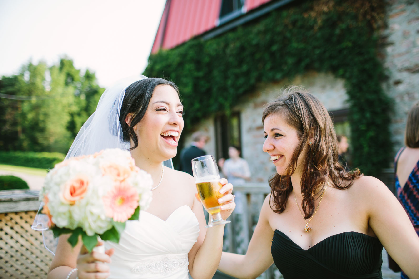 Romantic, Historic Montreal Wedding – Photo by Let's Frolic Together