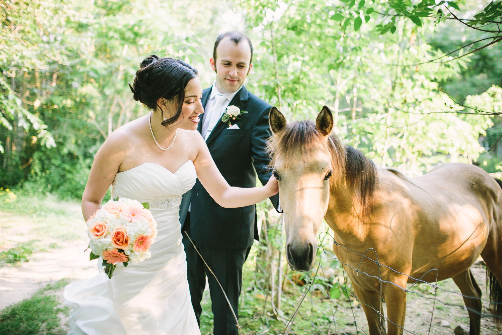 Romantic, Historic Montreal Wedding – Photo by Let's Frolic Together