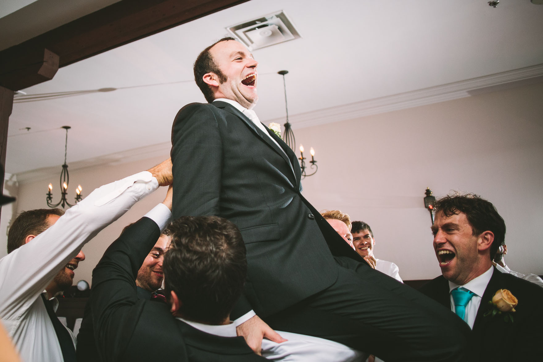 Romantic, Historic Montreal Wedding – Photo by Let's Frolic Together