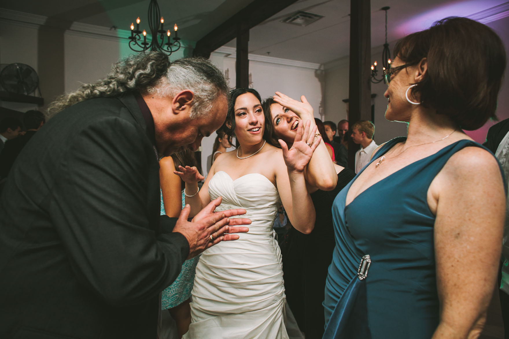Romantic, Historic Montreal Wedding – Photo by Let's Frolic Together